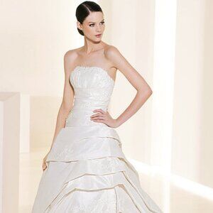Avenue Diagonal by Pronovias Wedding Dress 2819